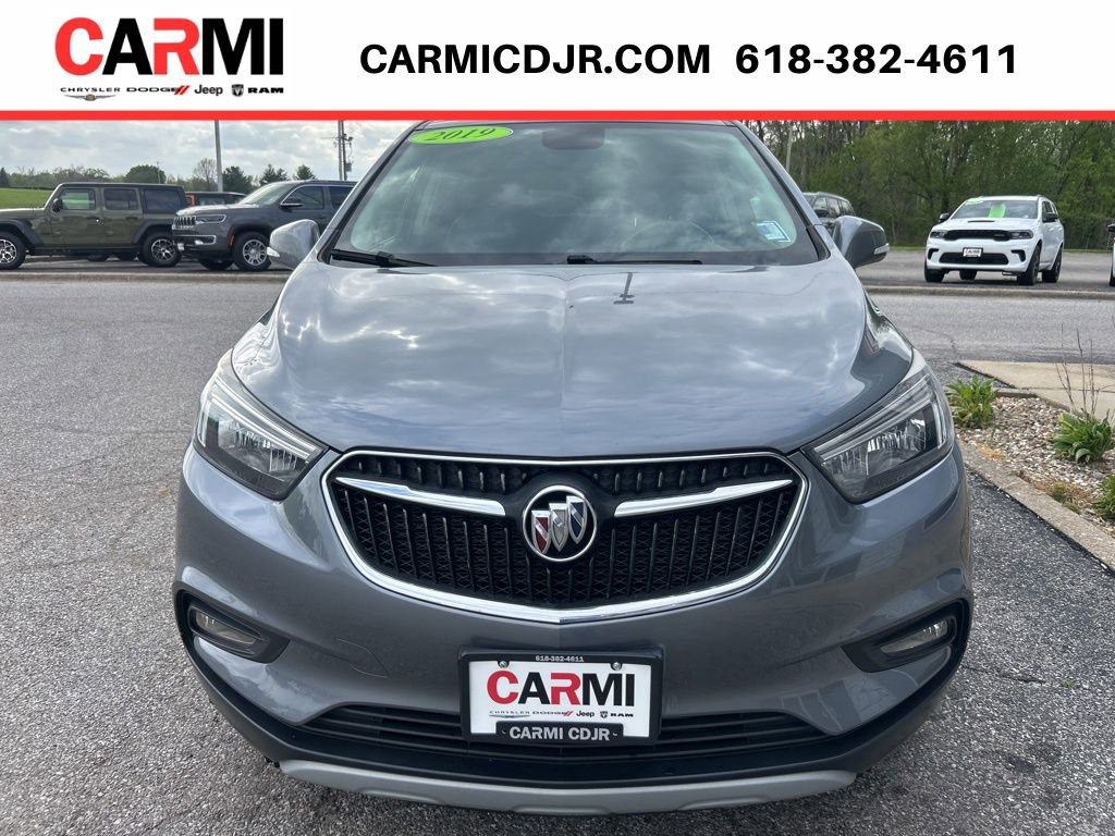 Used 2019 Buick Encore Sport Touring w/ Safety Package FWD image 2