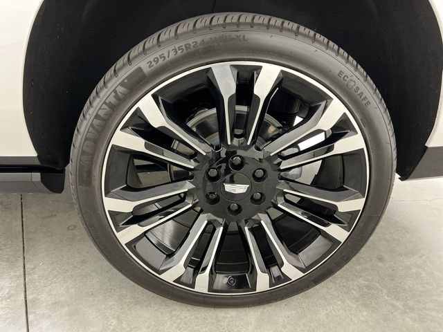 Certified 2024 Cadillac Escalade ESV Premium Luxury Platinum w/ Heavy-Duty Trailer Package AWD/4WD image 34