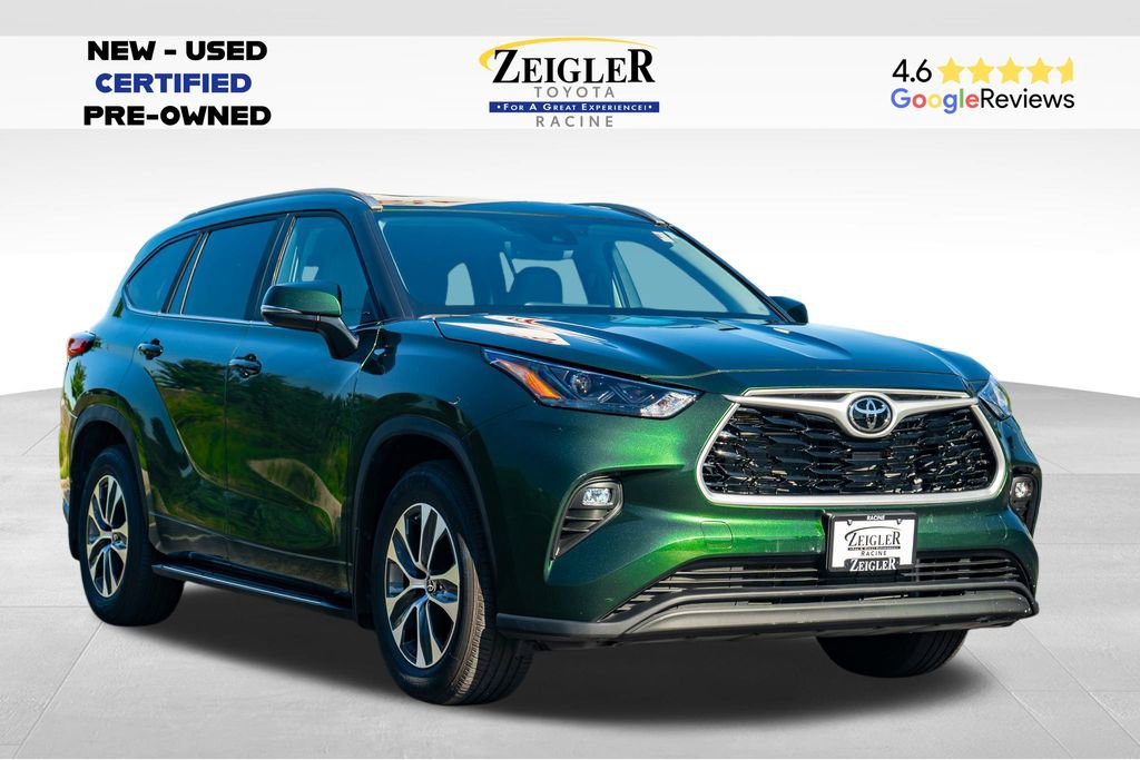 Used 2023 Toyota Highlander XLE
