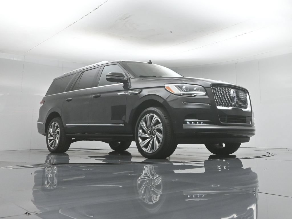 Used 2023 Lincoln Navigator L Reserve AWD/4WD image 50