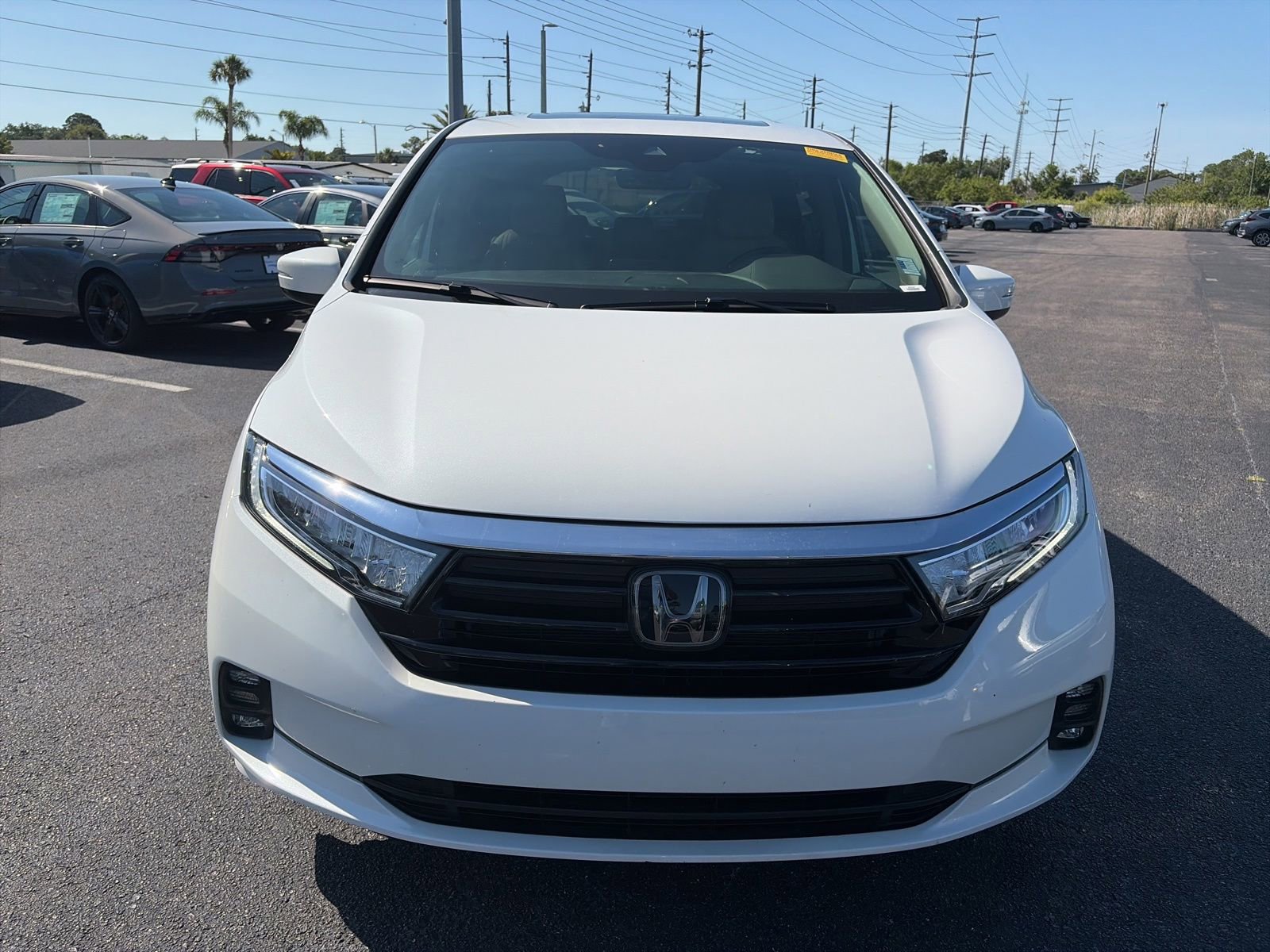Used 2023 Honda Odyssey EX-L image 2