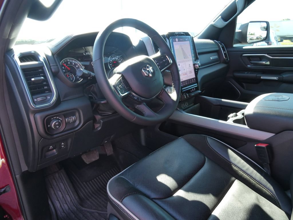Used 2025 RAM 1500 Laramie w/ Sport Appearance Package AWD/4WD image 24
