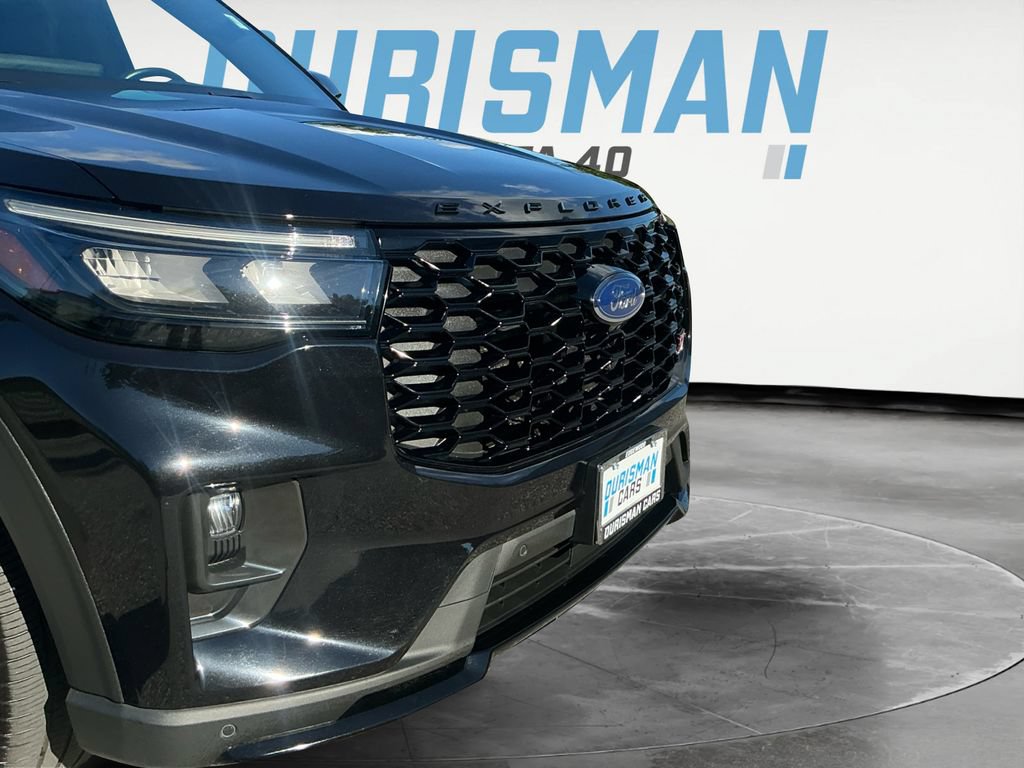 Used 2025 Ford Explorer ST AWD/4WD image 22