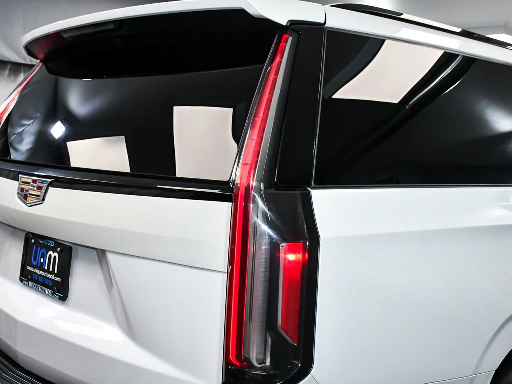 Used 2023 Cadillac Escalade ESV Sport Platinum AWD/4WD image 90