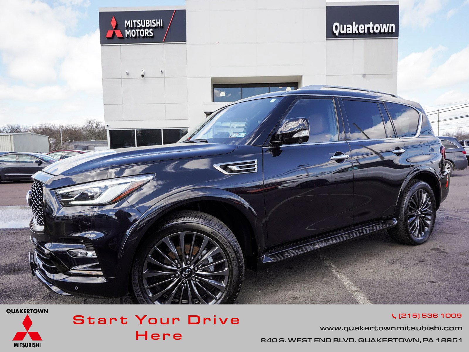Used 2024 INFINITI QX80 Sensory AWD/4WD image 1