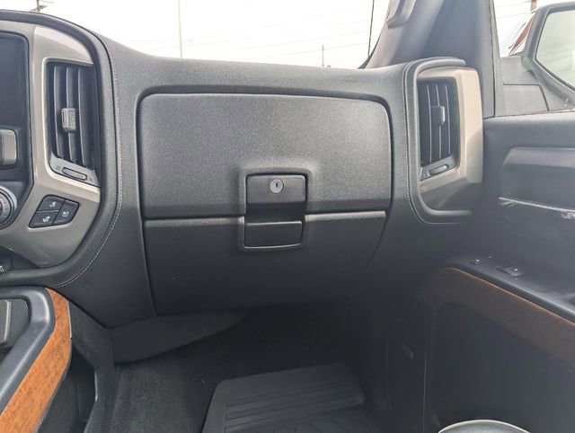 Used 2018 Chevrolet Silverado 1500 High Country AWD/4WD image 24