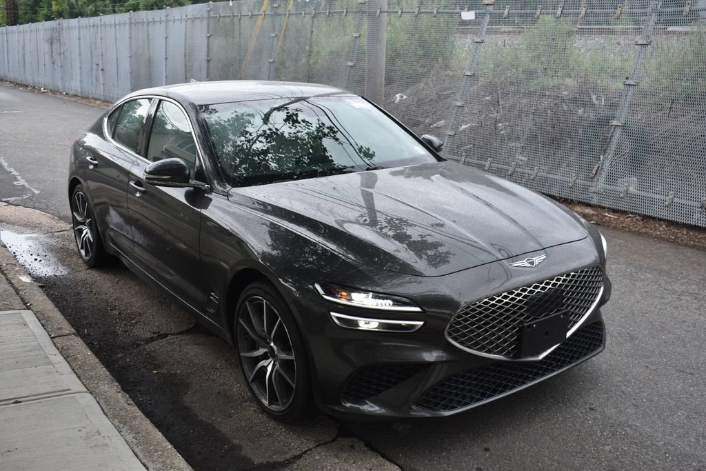 Used 2025 Genesis G70 2.5T AWD/4WD image 4