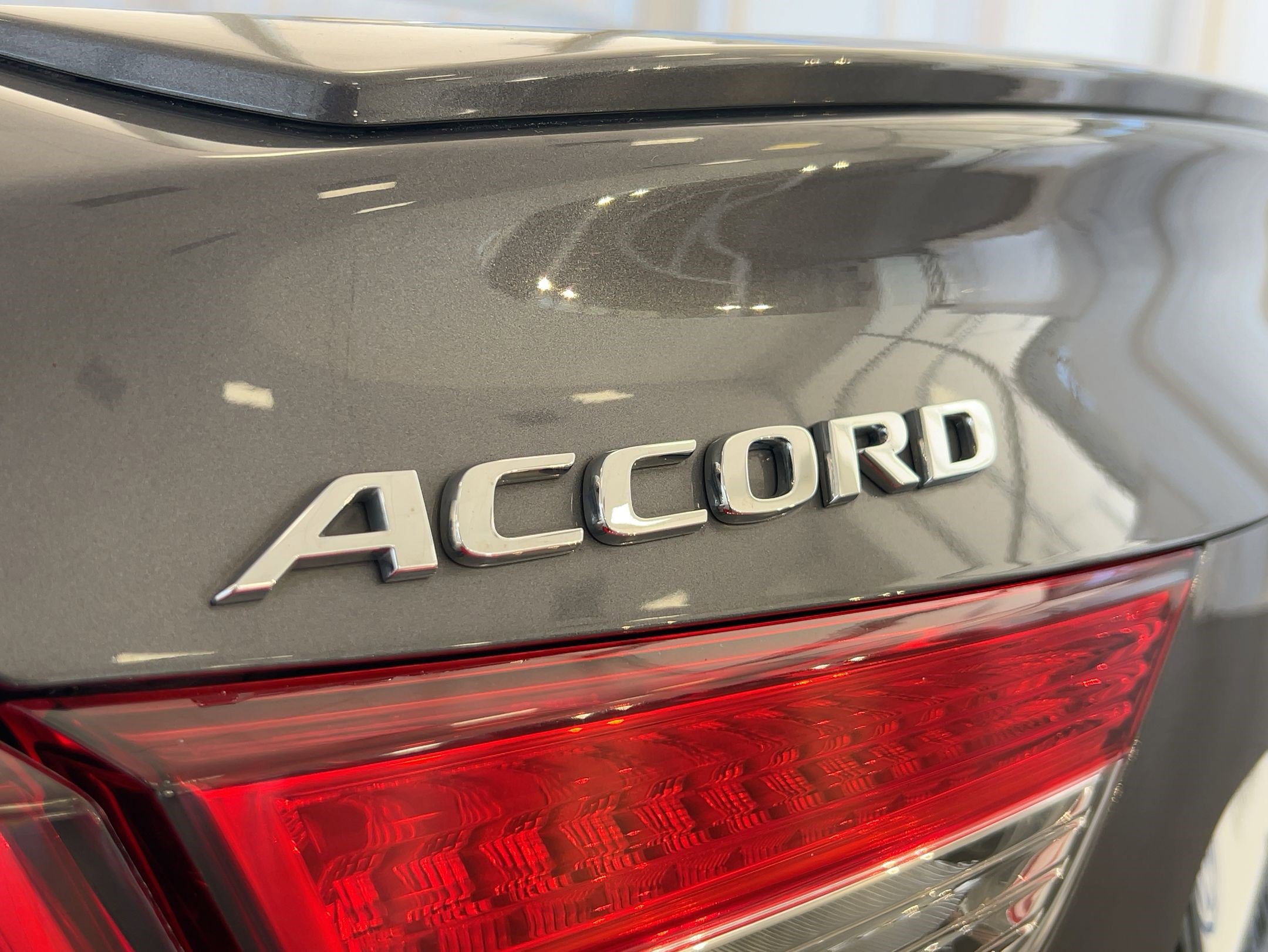 Used 2019 Honda Accord Sport image 33