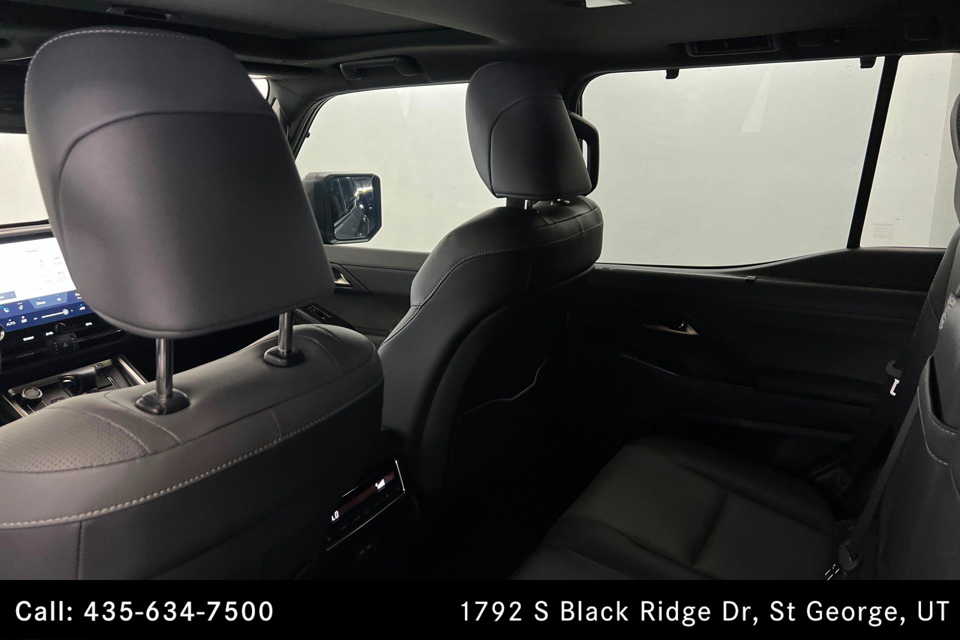 Used 2024 Lexus GX 550 w/ Accessory Package (Z1) AWD/4WD image 20