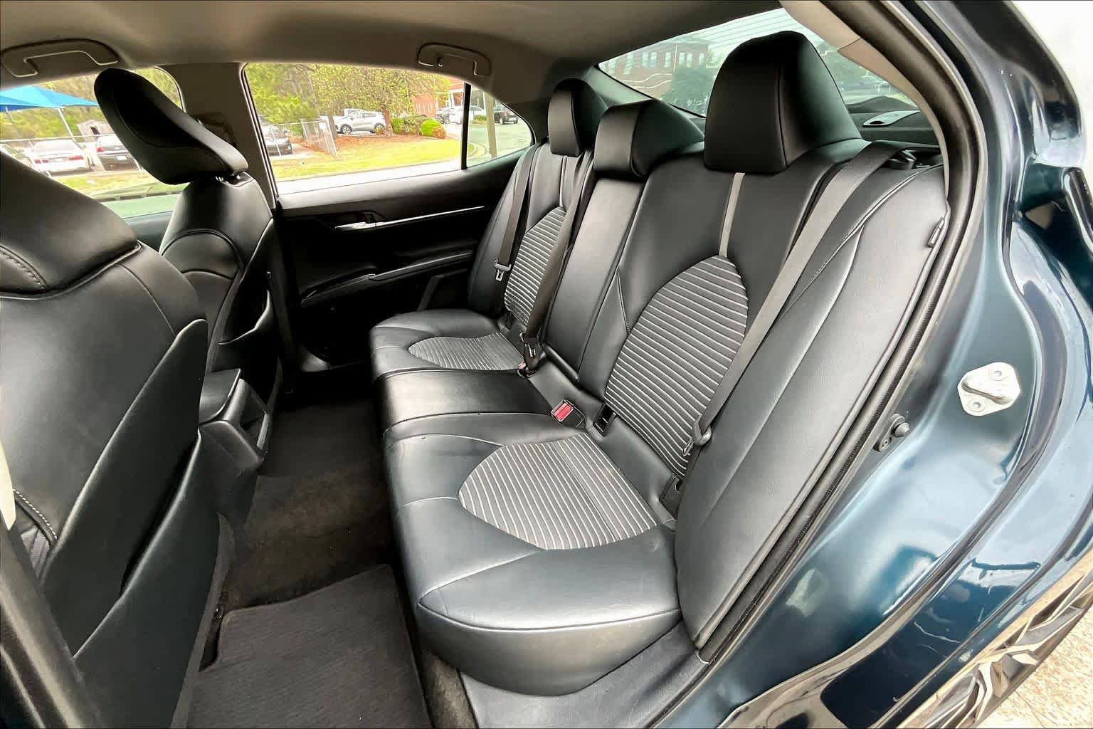 Used 2021 Toyota Camry SE FWD image 20