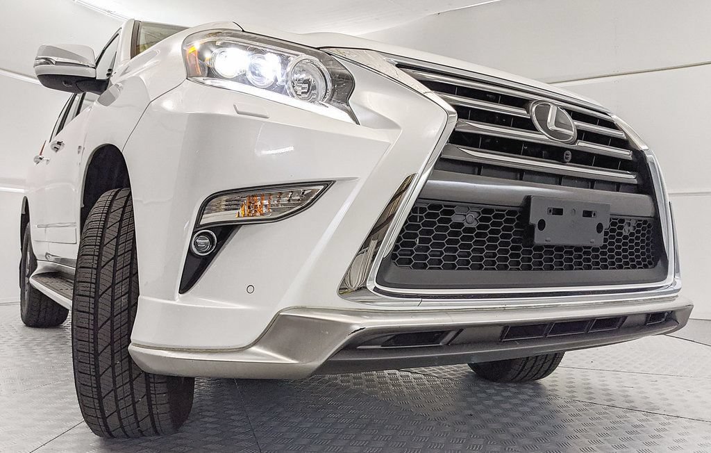 Used 2019 Lexus GX 460 Luxury AWD/4WD image 28
