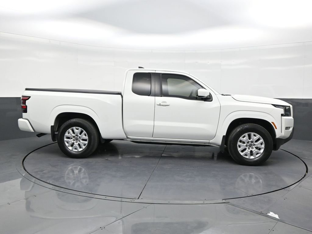 Used 2023 Nissan Frontier SV w/ SV Convenience Package image 6