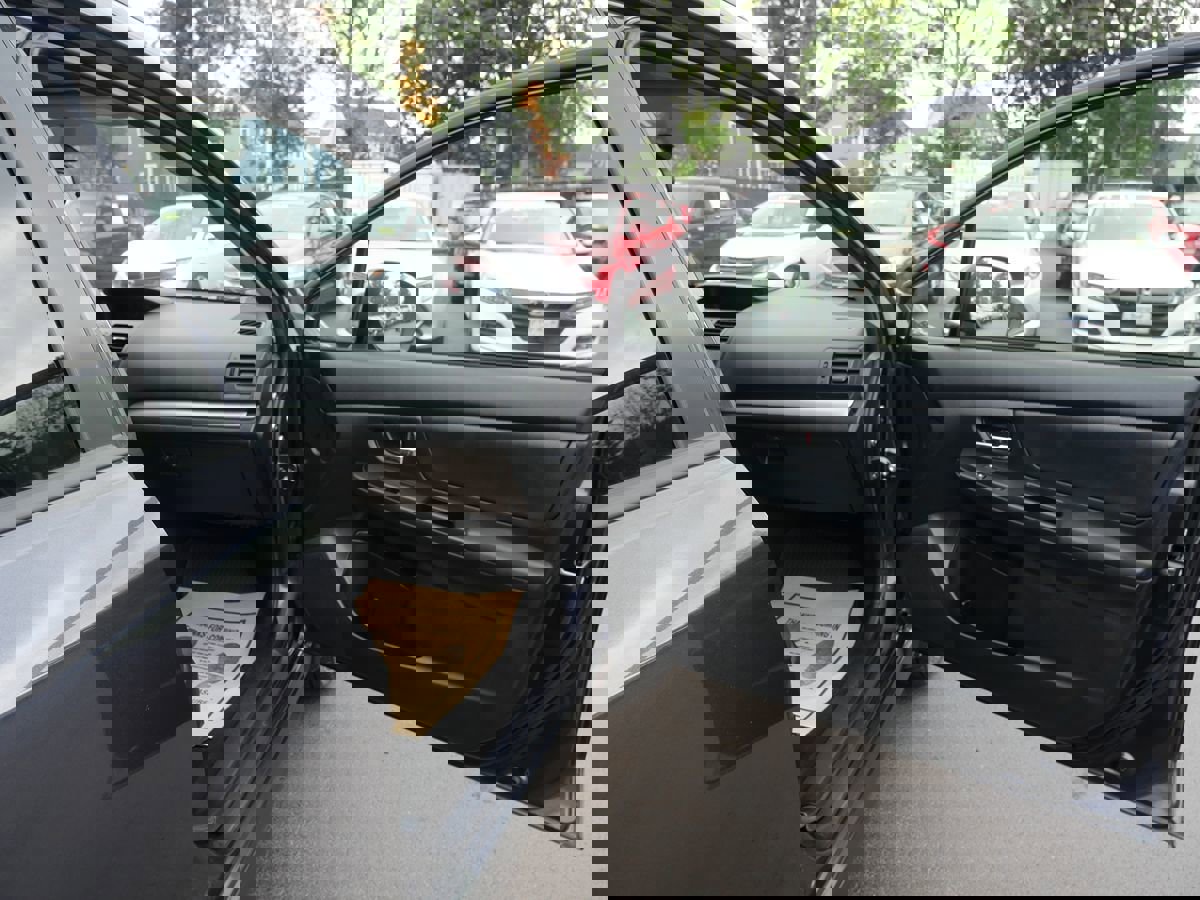 Used 2013 Subaru Crosstrek 2.0i Limited image 17