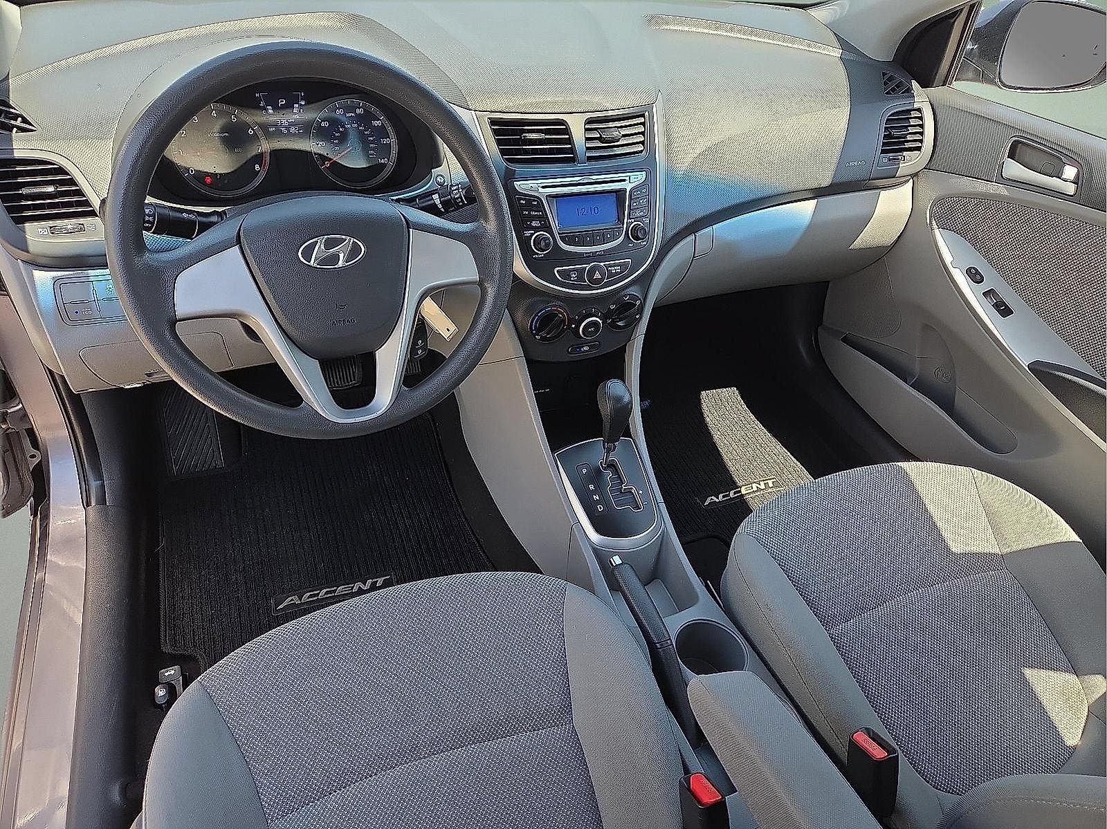 Used 2013 Hyundai Accent GLS FWD image 6