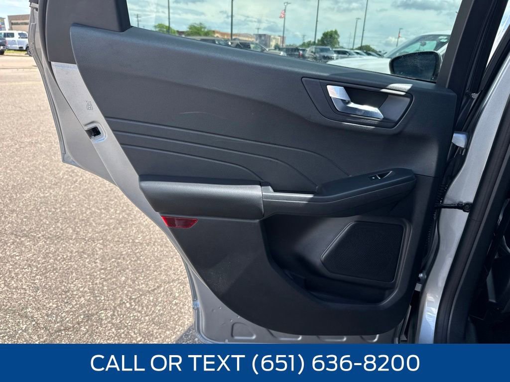 Used 2023 Ford Escape ST-Line Elite AWD/4WD image 34