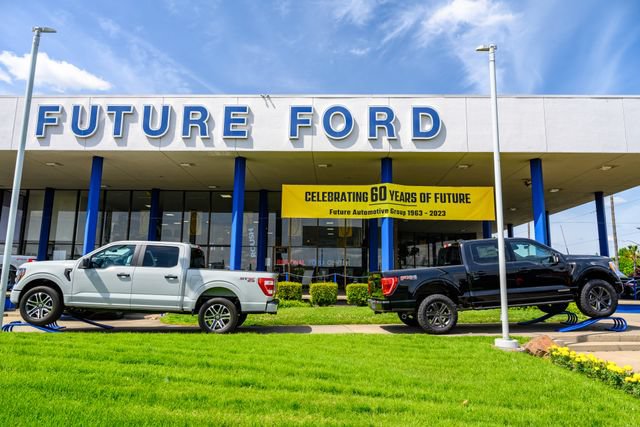 Certified 2020 Ford F350 Limited AWD/4WD image 21