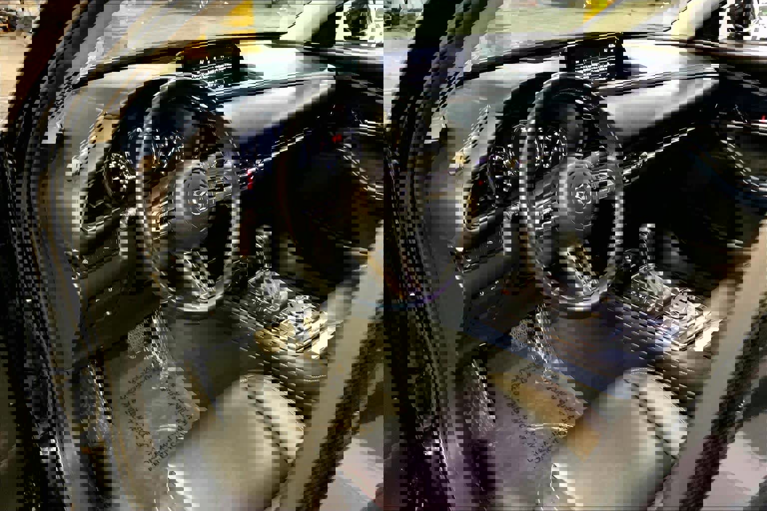 Used 2020 MAZDA CX-30 AWD w/ Preferred Package image 18