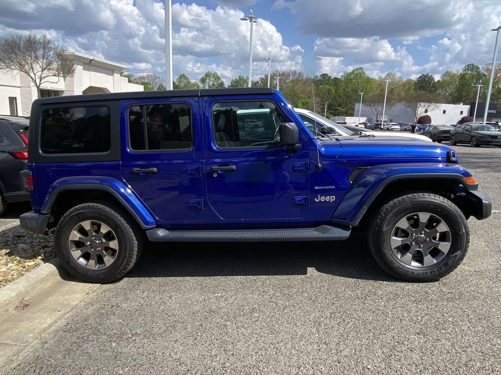 Used 2018 Jeep Wrangler Unlimited Sahara image 4