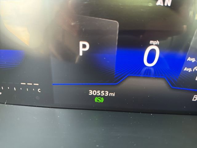 Used 2023 Volkswagen Taos SE w/ Panoramic Sunroof Package image 17