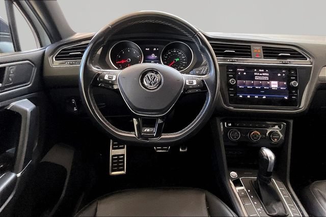 Used 2020 Volkswagen Tiguan SE R-Line AWD/4WD image 8