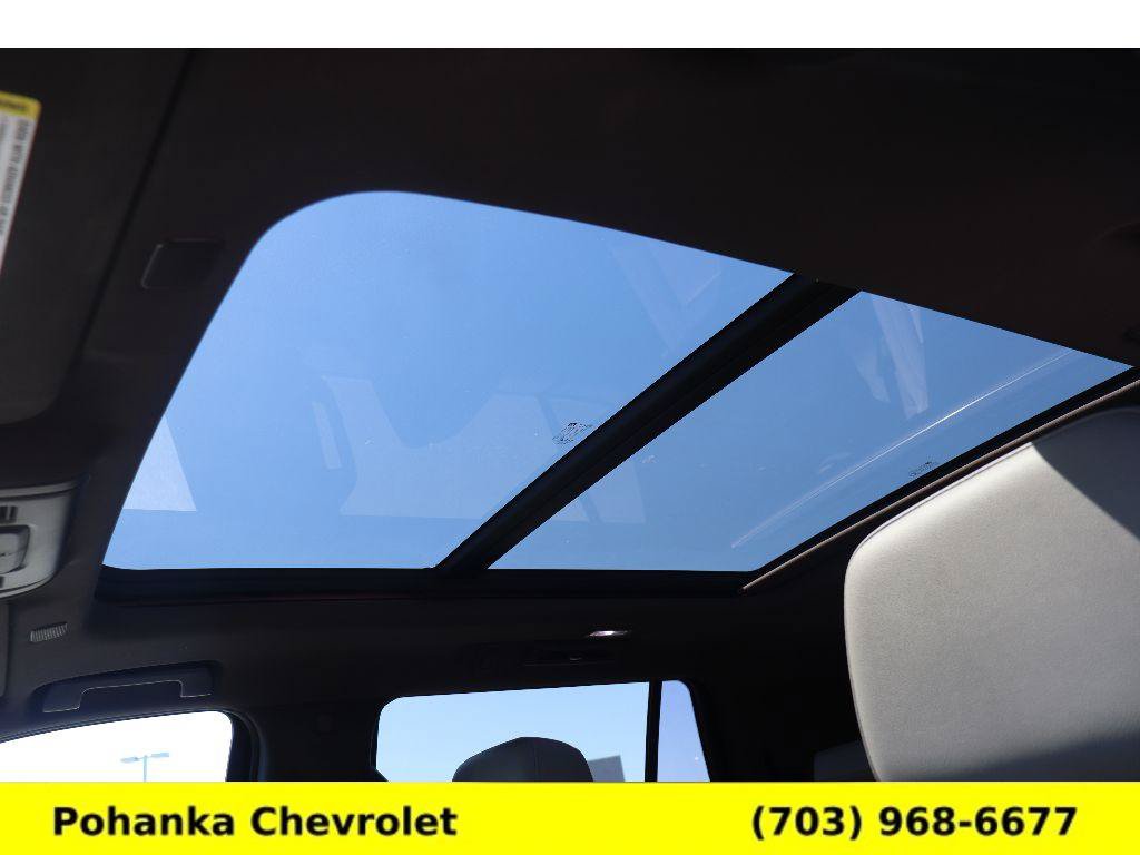 Used 2021 Chevrolet Tahoe LT w/ LT Signature Plus Package AWD/4WD image 21