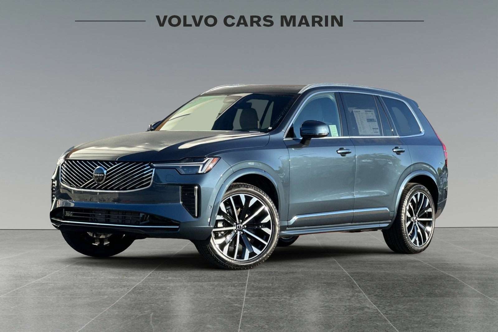 New 2026 Volvo XC90 B6 Plus image 1