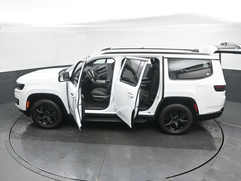 Used 2025 Jeep Wagoneer Series II image 58