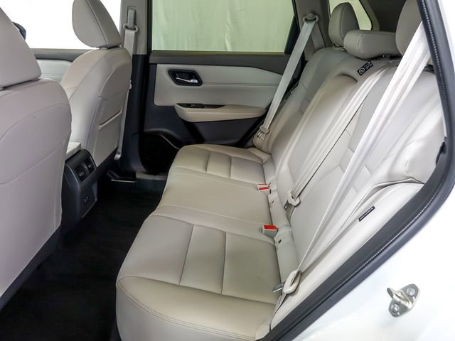 Used 2023 Nissan Rogue SL image 15