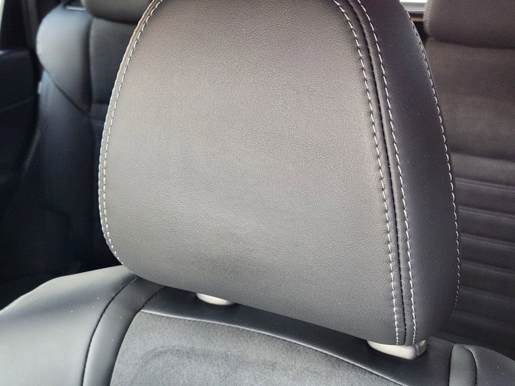 Used 2024 Mitsubishi Outlander FWD image 15