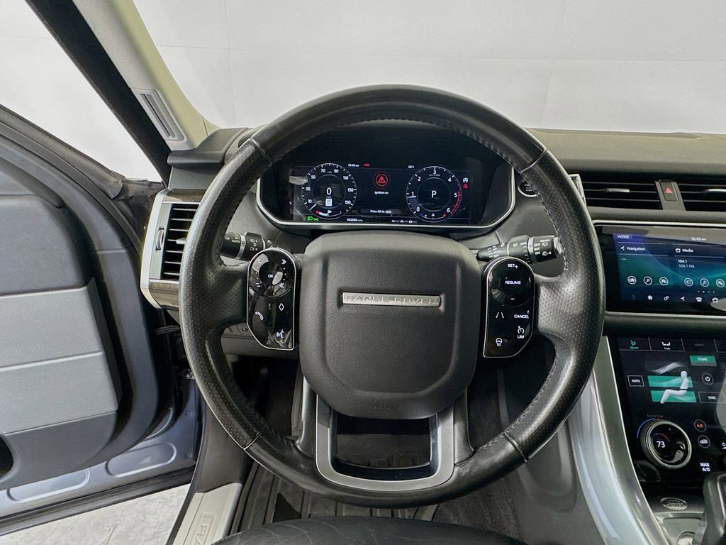 Used 2018 Land Rover Range Rover Sport HSE image 11