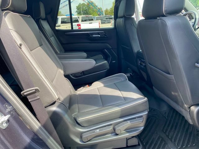 Used 2025 Chevrolet Tahoe Premier AWD/4WD image 39