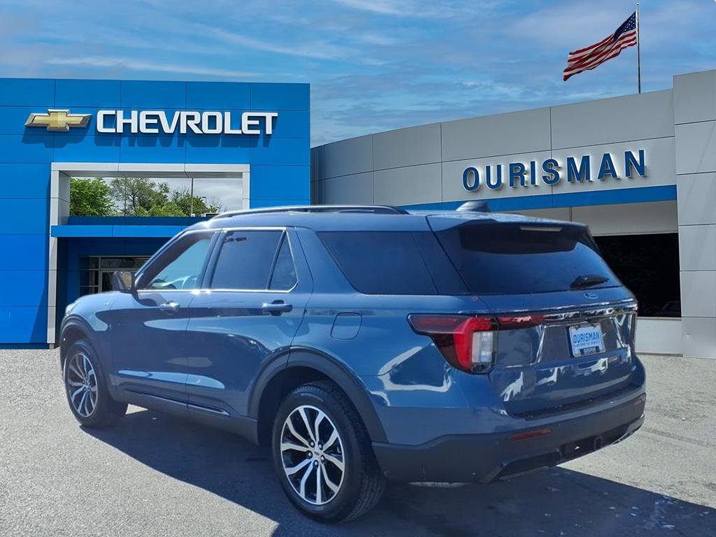 Used 2025 Ford Explorer ST-Line image 4