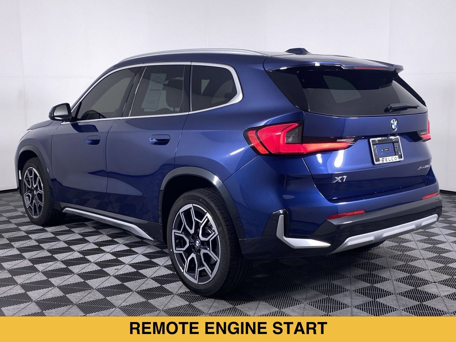 Used 2025 BMW X1 xDrive28i w/ Convenience Package AWD/4WD image 19