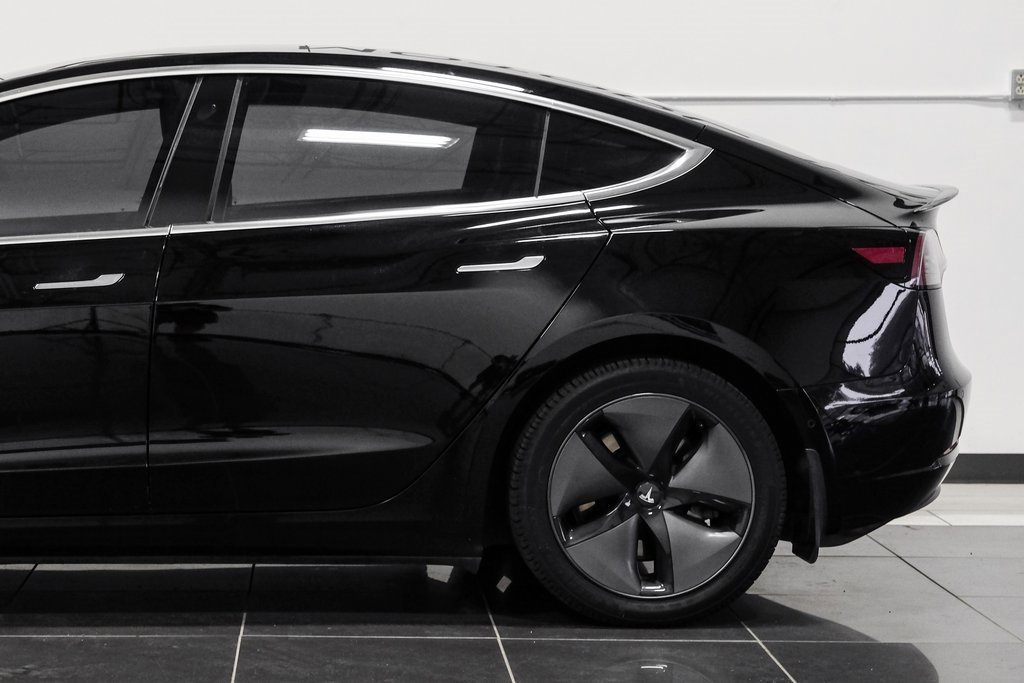 Used 2018 Tesla Model 3 Long Range image 17