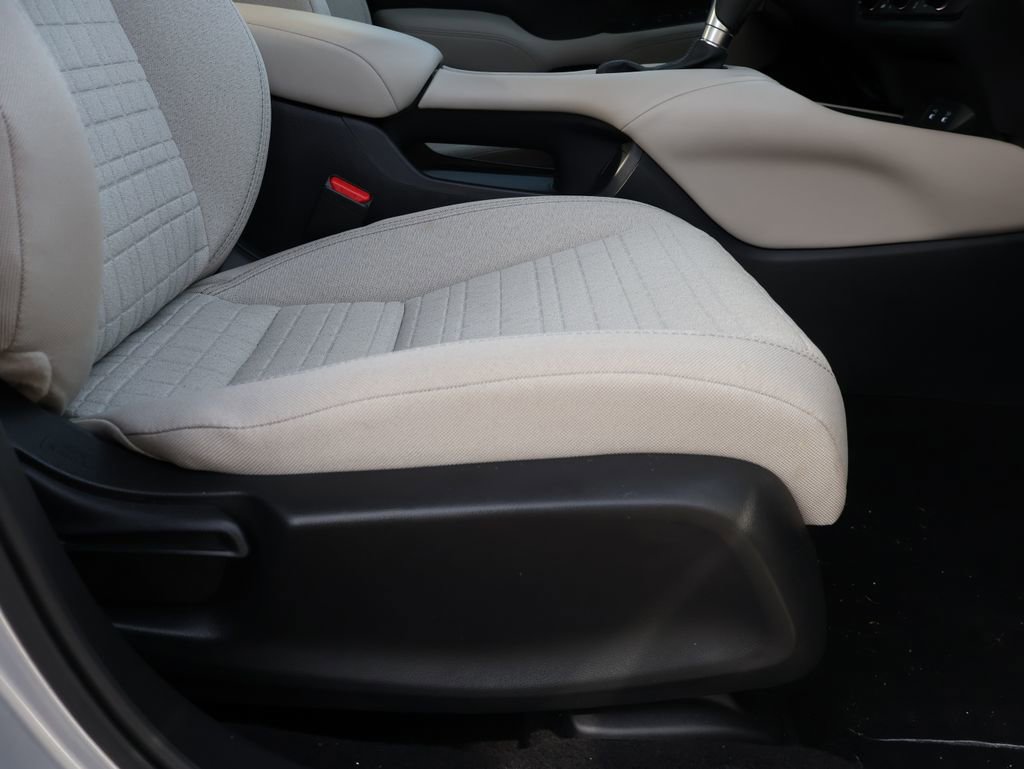 Certified 2026 Honda HR-V LX image 10