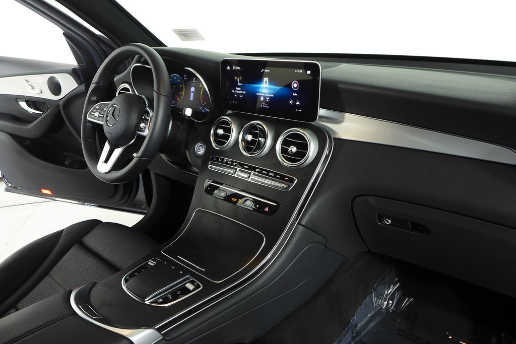 Used 2022 Mercedes-Benz GLC 300 image 13