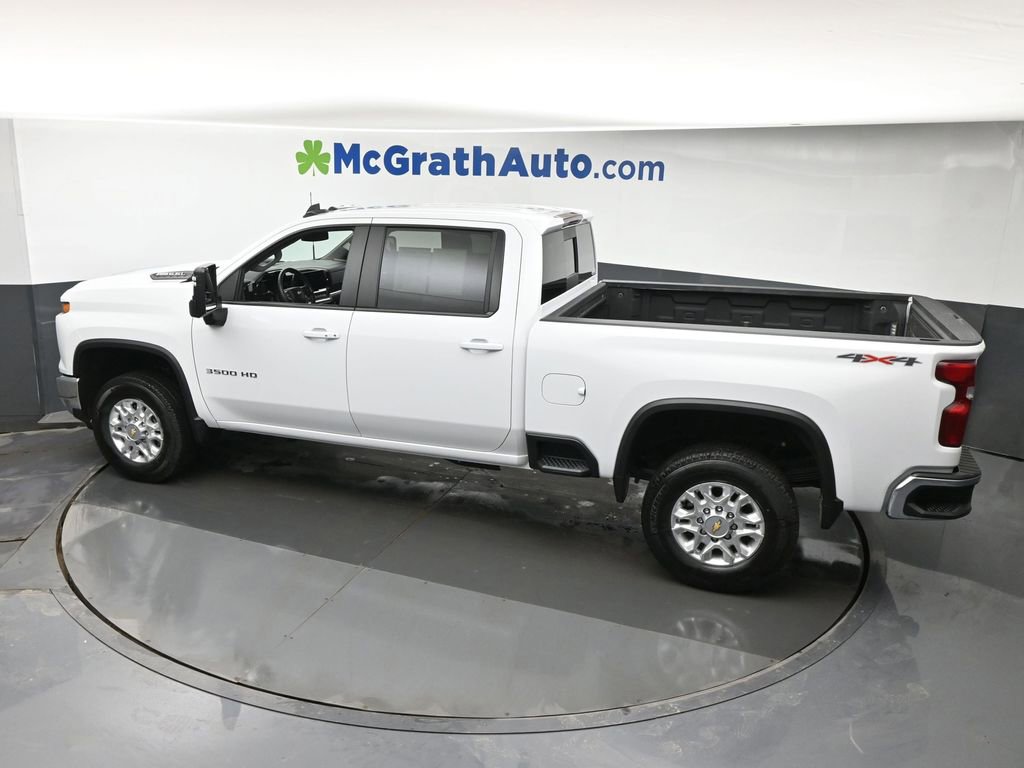 Used 2024 Chevrolet Silverado 3500 LT w/ Convenience Package image 20