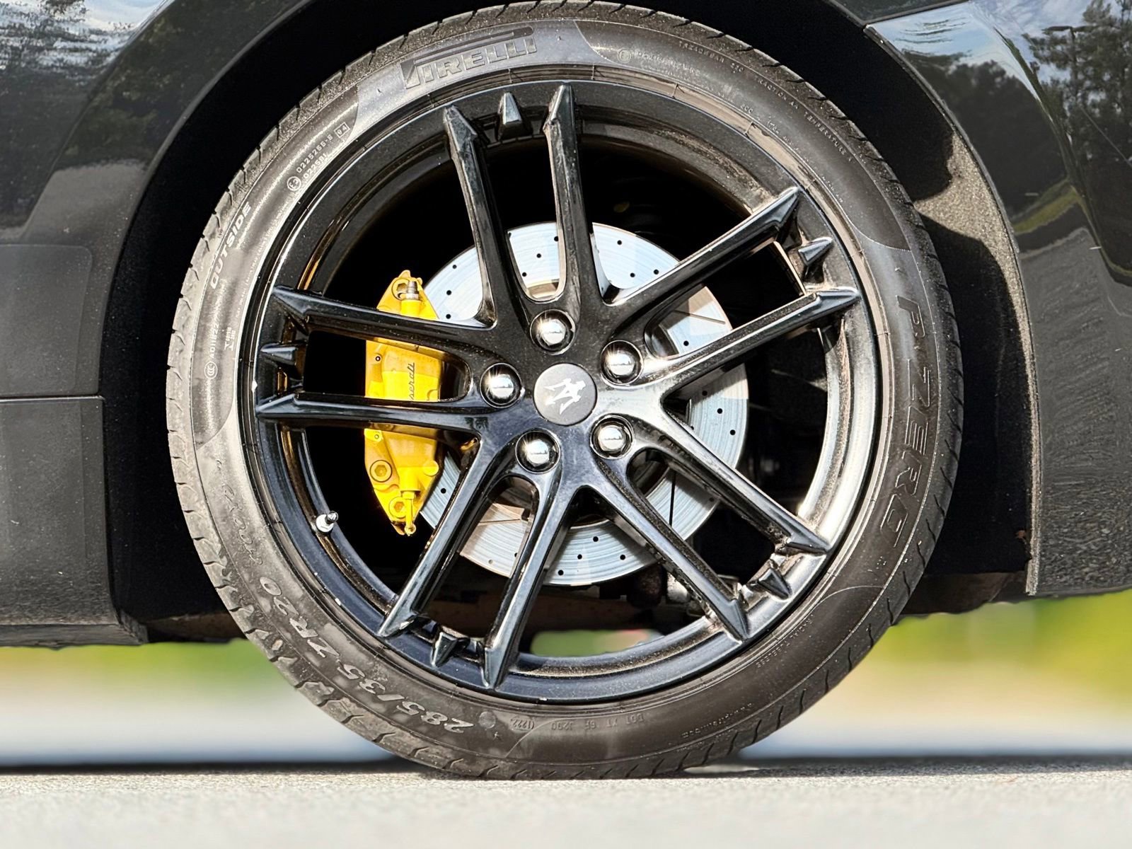 Used 2018 Maserati GranTurismo Sport RWD image 19