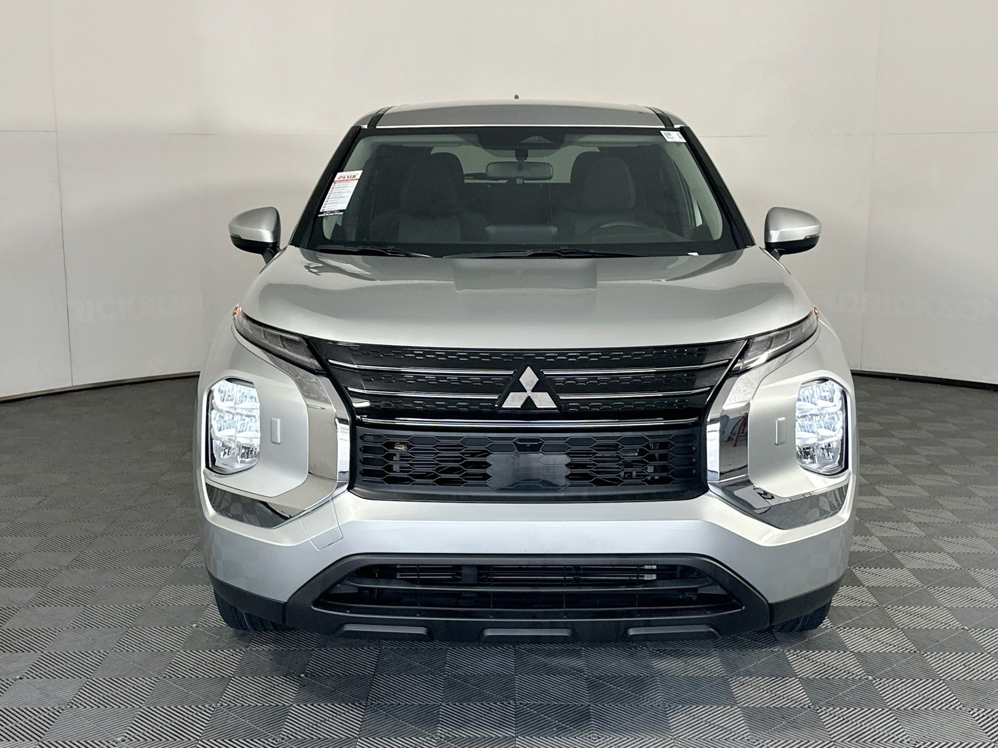 Used 2024 Mitsubishi Outlander ES AWD/4WD image 8