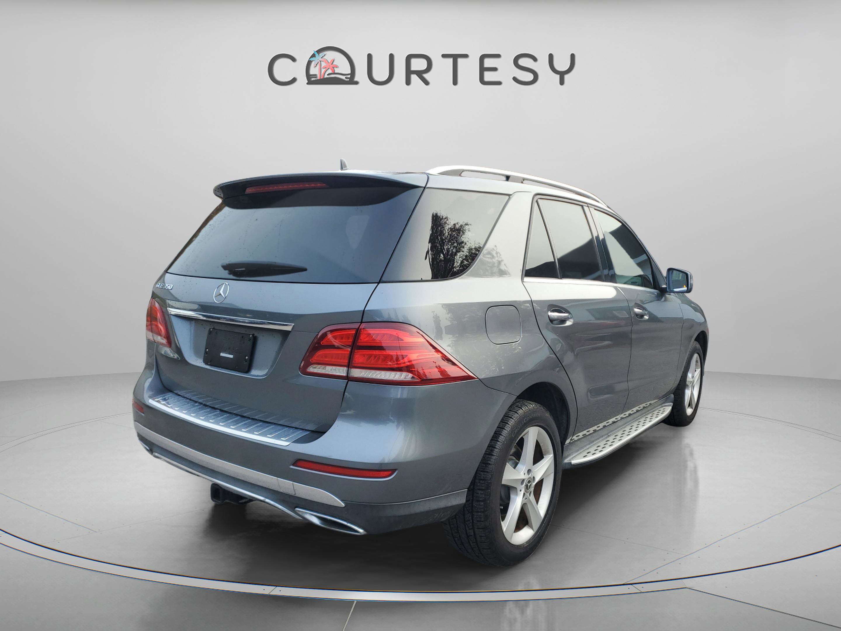 Used 2018 Mercedes-Benz GLE 350 w/ Premium 1 Package image 5