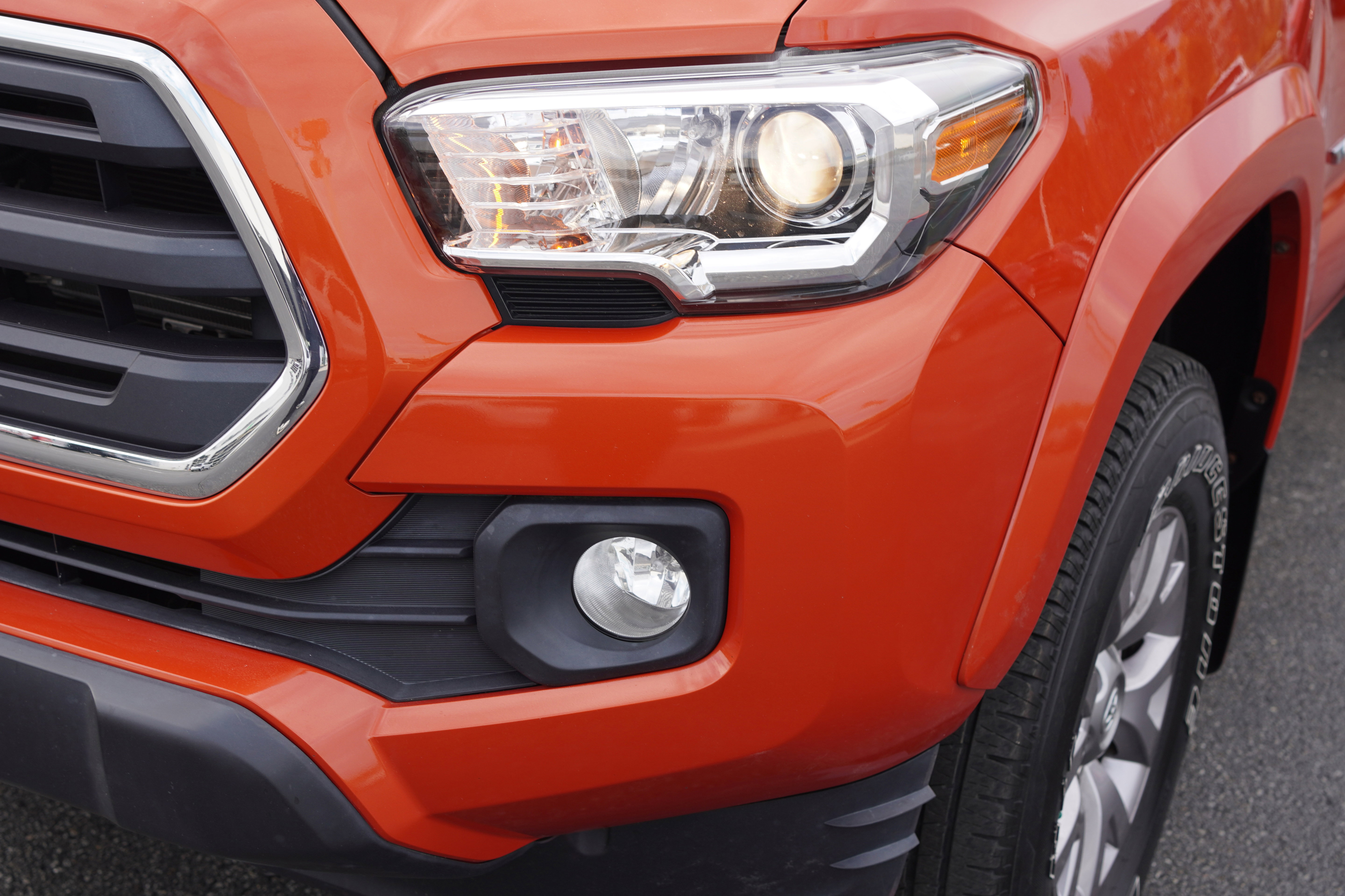 Used 2017 Toyota Tacoma SR5 image 49