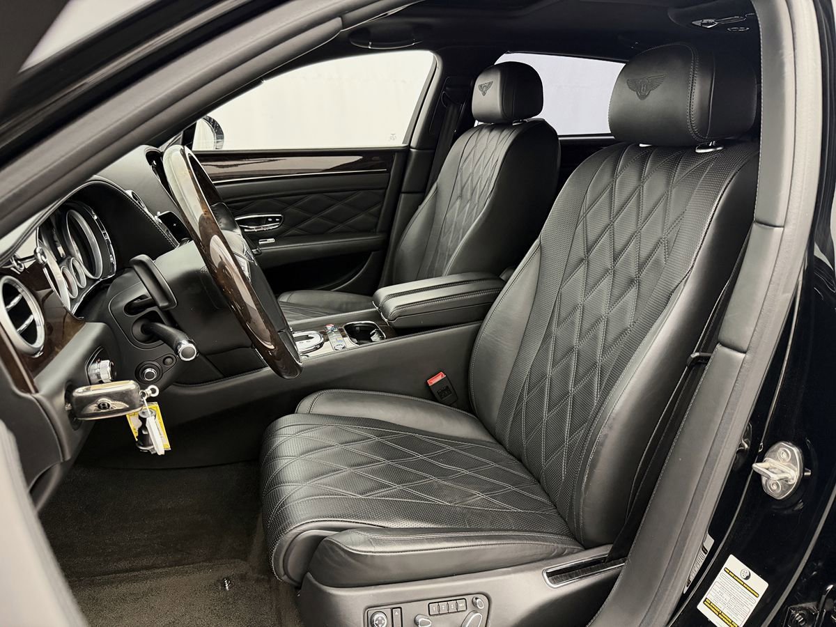 Used 2015 Bentley Flying Spur V8 image 9