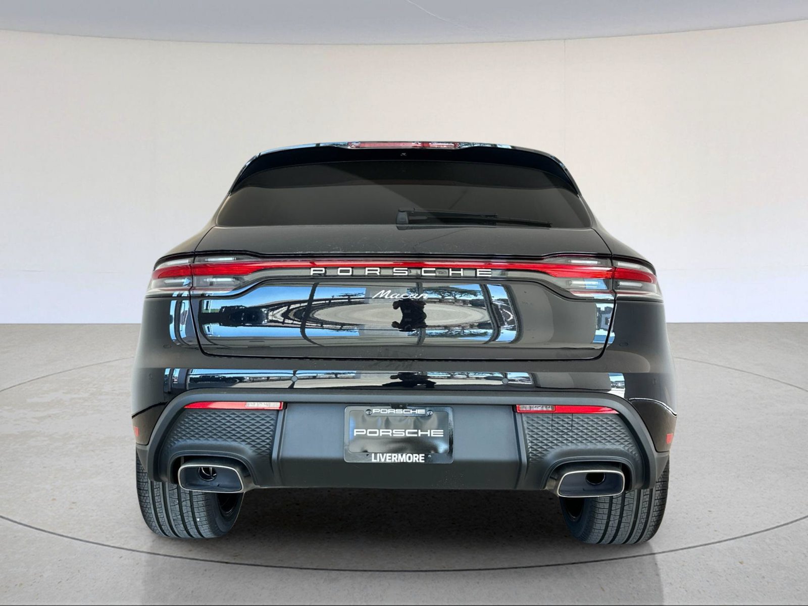 New 2026 Porsche Macan AWD/4WD image 7