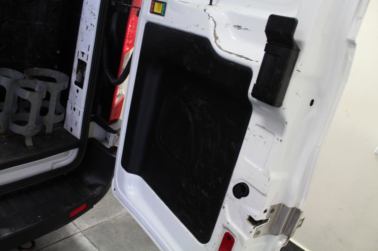 Used 2020 Ford Transit 250 Low Roof w/ Load Area Protection Package RWD image 26