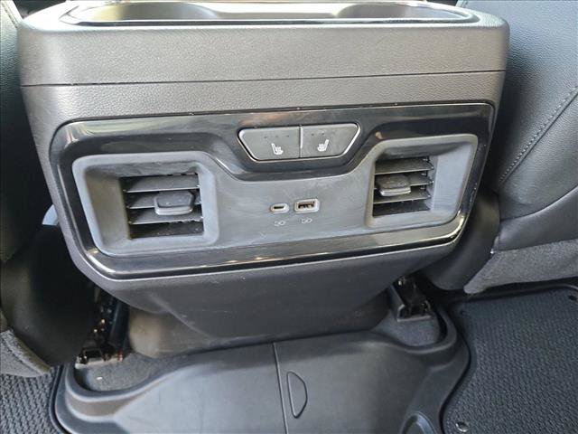 Used 2023 GMC Sierra 1500 AT4 w/ AT4 Premium Package AWD/4WD image 17