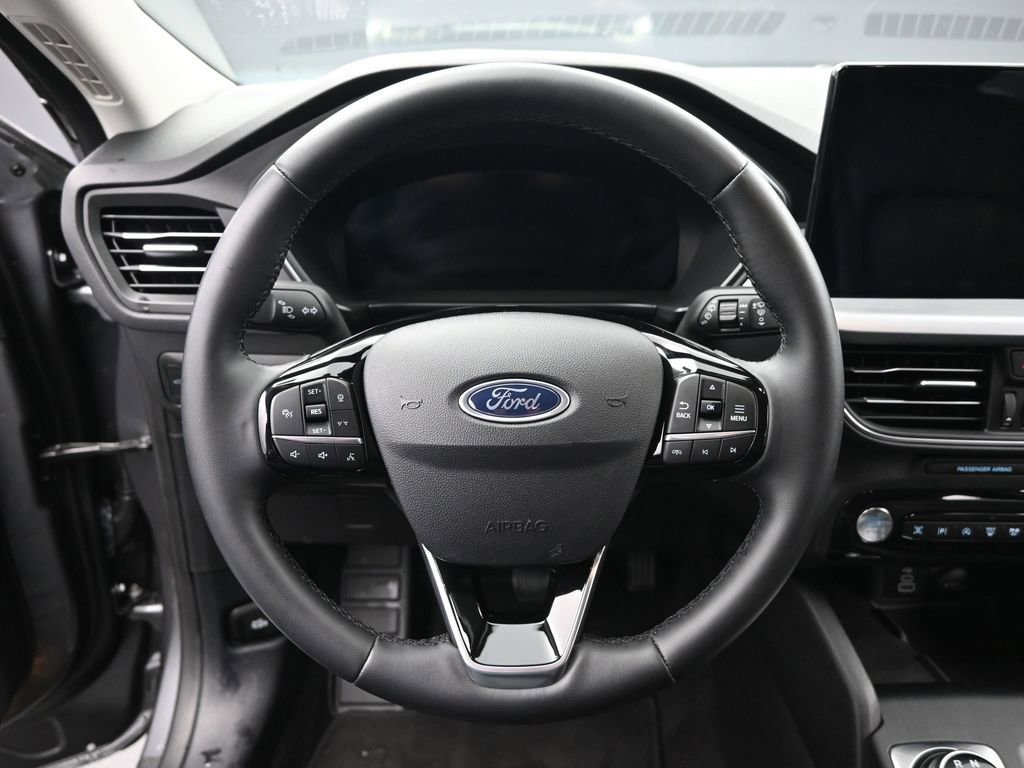 Used 2024 Ford Escape Platinum image 20