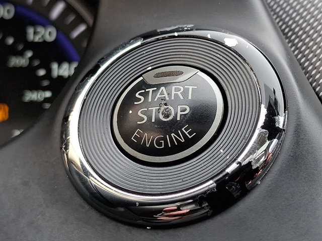 Used 2017 INFINITI Q50 Signature Edition w/ All Weather Package (L93) image 24