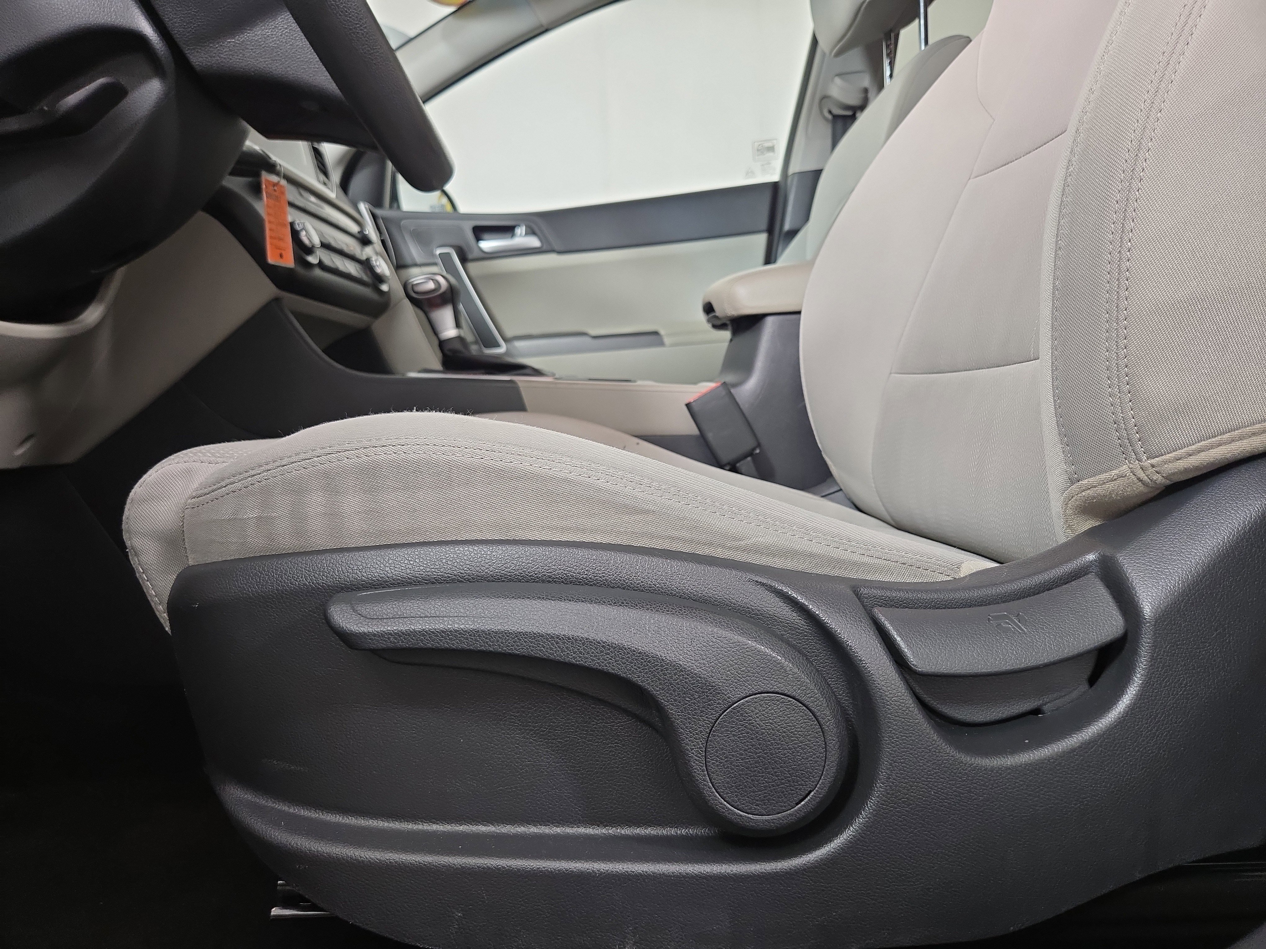 Used 2020 Kia Sportage LX image 28