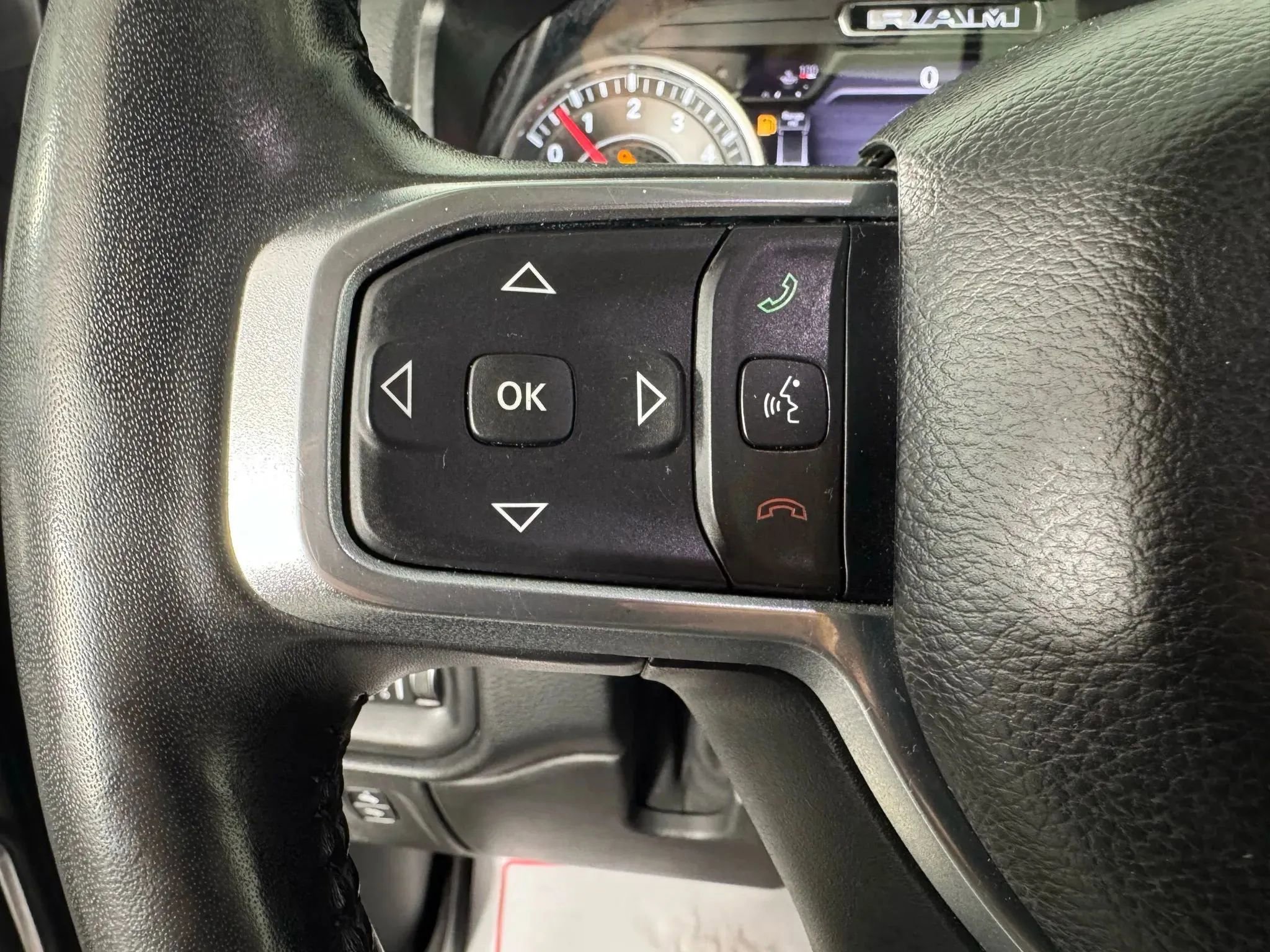 Used 2020 RAM 1500 Laramie image 15