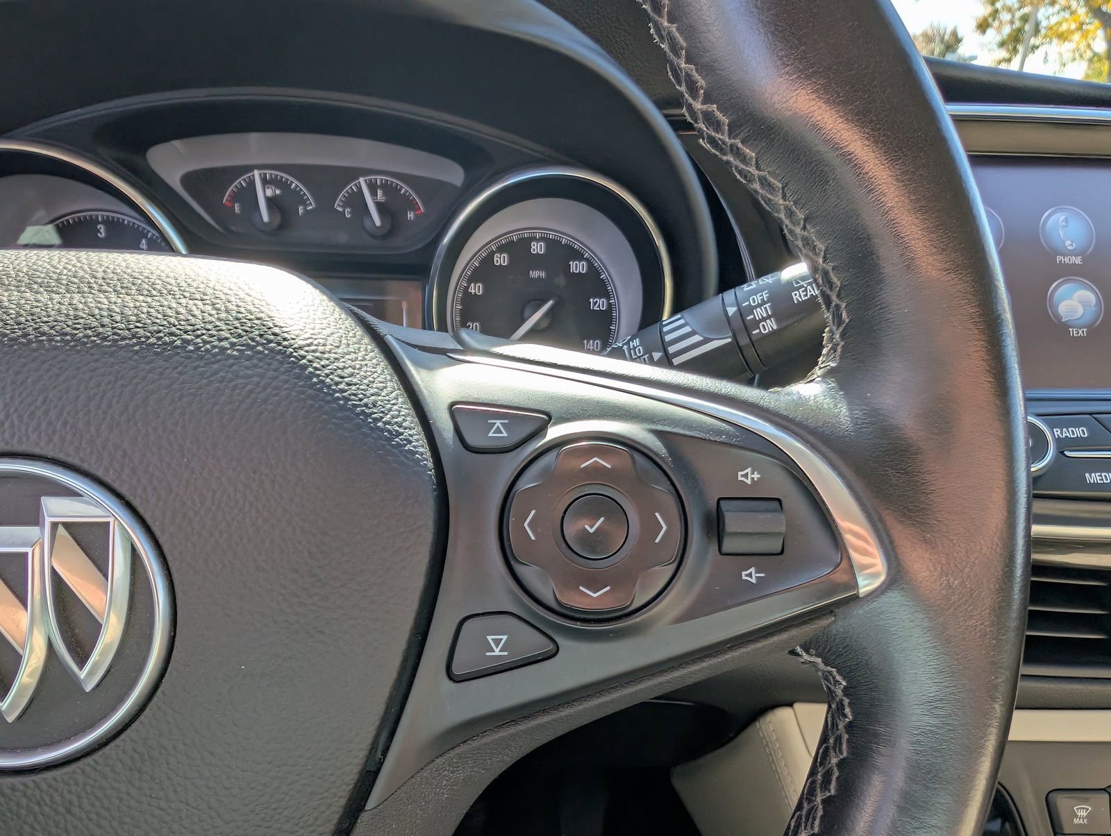 Used 2020 Buick Envision Preferred image 18